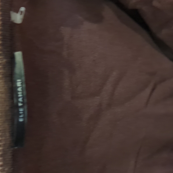 Halter top - Picture 2 of 3